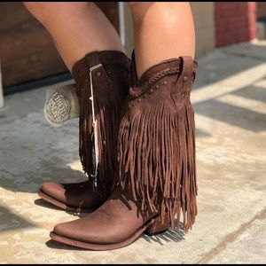 Women’s fringed Leather Boot